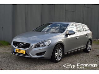 Volvo V60 2.4 D6 AWD Plug-In Hybrid Summum nette auto voor Export