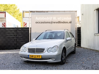 Mercedes-Benz Combi 240 Elegance