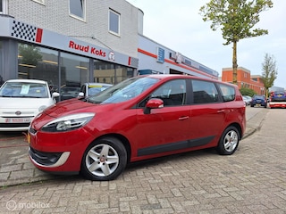 Renault Scénic 1.2 TCe EXPRESSION • Climate • Cruise control •