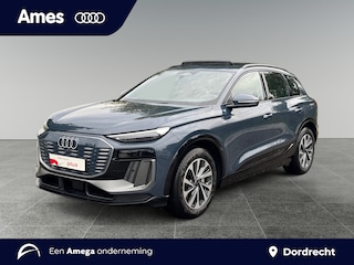 Audi Q6 e-tron S edition performance 100 kWh 306pk Trekhaak, mechanisch draaibaar | Glazen panoramadak | Head-up display