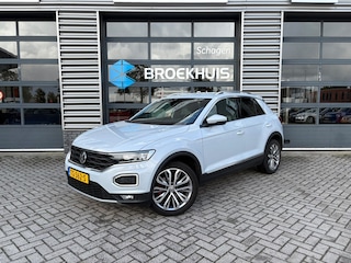 Volkswagen T-Roc 1.5 TSI 150 pk Sport | Trekhaak | Climatronic | Parkeersensoren | Ledkoplampen |