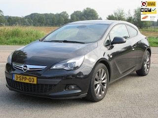 Opel Astra GTC 1.4 Turbo Design Edition