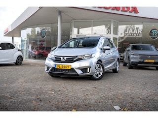 Honda Jazz 1.3 i-VTEC Comfort Automaat | NL auto | Dealeronderhouden | Vaste Trekhaak | All Season banden | Stoelverwarming | PDC voor en achter