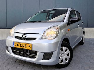 Daihatsu Cuore 1.0 Premium | NAP | 5 deurs | Stuurbekrachtiging | ISO fix | Zuinig