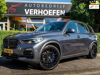 BMW X5 XDrive45e Executive | AUTOPILOT | APPLE CARPLAY | PARKEER CAMERA | VOL DEALER ONDERHOUDEN !!
