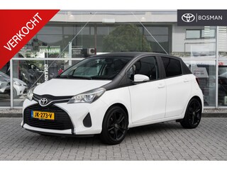 Toyota Yaris 1.3 VVT-i Aspiration Bi-Tone