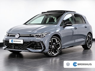 Volkswagen Golf VIII Lim. 1.5 eTSI 150PK 7-DSG R-Line l Panoramadak l Stoel Stuurverwarming l Adapt. Cr Control l 19" l IQ Light l Matrix l
