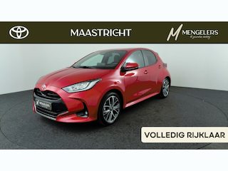 Toyota Yaris 1.5 Hybrid 130 Executive | Navigatie | Stoelverwarming | Dodehoeksensor