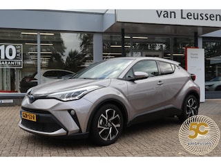 Toyota C-HR 1.8 Hybrid Business Plus ALL SEASONS STOEL/STUURVERW KEYLESS PARK-SENSOREN BLIND-SPOT LM-VELGEN DAB+ CAMERA