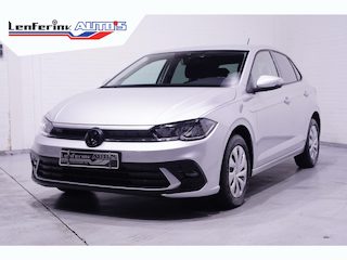 Volkswagen Polo 1.0 TSI Life Navi Stoelverwarming Apple Carplay PDC v+a