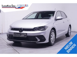 Volkswagen Polo 1.0 TSI Life Navi Stoelverwarming Apple Carplay PDC v+a
