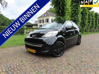 Peugeot 107 1.0-12V Sublime Airco 5 Drs Isofix Stuurbekrachtiging ***Zuinige Auto***Apk t/m 26-6-2027***
