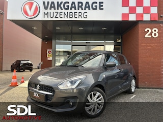 Suzuki Swift 1.2 Style Smart Hybrid // DODEHOEK // ADAPT. CRUISE // CAMERA+SENSOREN // STOELVERWARMING // NAVI + CARPLAY