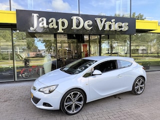 Opel Astra GTC 1.6 Turbo Sport