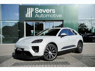 Porsche Macan 4 100 kWh l Luchtvering l InnoDrive l Panoramadak l Elektrische trekhaak l  Bose l