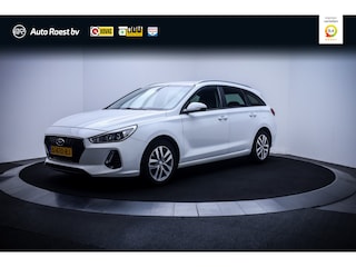 Hyundai i30 Wagon 1.4 T-GDI Aut. PREMIUM CAMERA | CARPLAY | STUUR+STOELVERW | TREKHAAK | NAVI | DAB | PDC | LMV