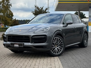 Porsche Cayenne E-HYBR SPORT CHRONO ELK. TREKHAAK BOSE LUCHTVERING