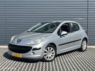 Peugeot 207 1.6 VTi XT Automaat | 5 deurs | Airco | Lage KM!