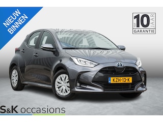 Toyota Yaris 1.5 Hybrid 10j Garantie NAVI BSM PDC