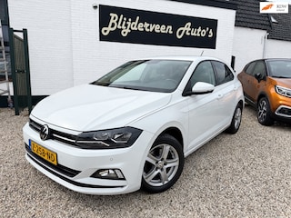 Volkswagen Polo 1.0 TSI Highline Business Automaat | Carplay | PDC | Stoel VW | LM | Trekhaak