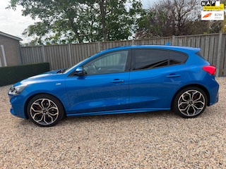 Ford Focus 1.0 EcoBoost Hybrid ST Line X Business Navigatie & Camera & Winterpakket