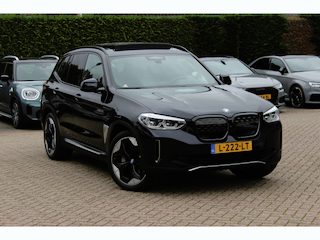 BMW iX3 High Executive 80 kWh / Trekhaak / Panoramadak / 360Camera / Head-up / 20'' / Leder / Harman Kardon / Navigatie / Memory seats / Dodehoek / DAB / Stoelverwarming / Cruise Control Adaptief