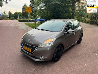 Peugeot 208 1.2 VTi Access|Navigatie|Airco|5deuren|