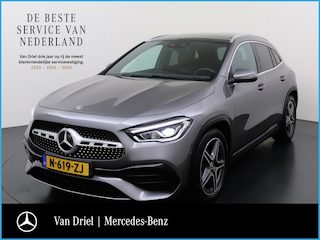 Mercedes-Benz GLA 250 4MATIC AMG Line | Trekhaak Panorama Dodehoek Sfeerverlichting