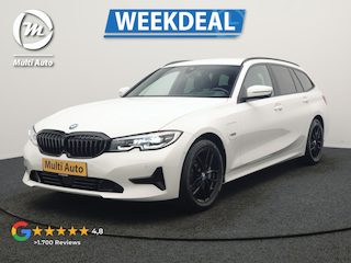 BMW 3-serie Touring 330e Sportline PHEV 293pk | Trekhaak Af Fabriek | Adaptive Cruise | Head Up | 360 Camera | Lederen Sportstoelen Verwarmd | BLIS | Apple Carplay | Navigatie | DAB | Plug In Hybrid |