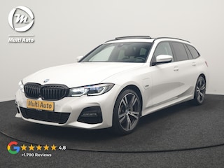 BMW 3-serie Touring 330e M Sport PHEV 293pk Dealer O.H. | Panodak | Laser LED | Head Up | Adaptief Onderstel | Camera | Lederen Sportstoelen & Stuur Verwarmd | Sfeerverlichting | Keyless | BLIS | Apple Carplay | Virtual | Navigatie | DAB | Plug In Hybrid |