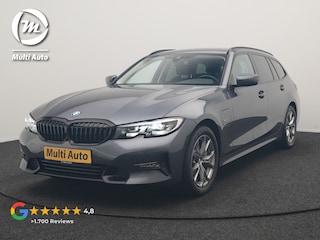 BMW 3-serie Touring 330e Sportline PHEV 293pk Dealer O.H | Trekhaak Af Fabriek | Camera | Cruise Control | Lederen Sportstoelen Verwarmd | Apple Carplay | Virtual | Navigatie | Sfeerverlichting | DAB | 17"L.M |