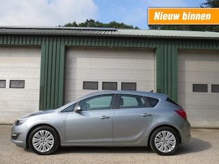 Opel Astra 1.4 TURBO DESIGN ED.