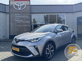 Toyota C-HR 1.8 Hybrid DYNAMIC NL-AUTO KEYLESS APPLE/ANDROID 18'' LM-VELGEN CAMERA PARK-SENSOREN CLIMA AD-CRUISE