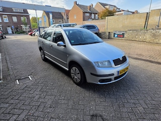 Skoda Fabia Combi 1.4-16V Equipe APK 06-2027, Airco