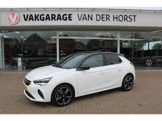 Opel Corsa 1.2 GS Line 100PK TURBO In nieuwstaat Opel Corsa ! Autm. airco, cruise cntrl, lane assist, panoramadak, verwarmde stoelen, LM wielen, camera, pdc v+a, navigatie by Apple Carplay/Android auto, metallic, LED verl. etc.