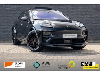 Porsche Macan Turbo 100 kWh BTW 21% Black Pano