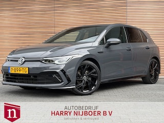 Volkswagen Golf 1.5 eTSI R-Line Business+ Trekhaak / Carpay / stoel-stuurverwarming / Camera