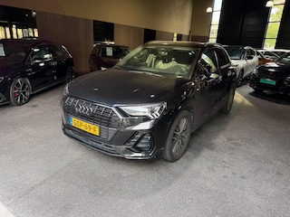 Audi Q3 40 TFSI quattro Pro Line S-line|Pano|Camera