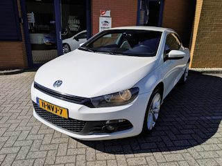 Volkswagen Scirocco 1.4 TSI HIGHLINE, Cruise, Navi, PDC, Startstop, Airco