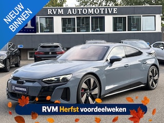 Audi e-tron GT GT 93 kWh 4WD VAN: 56.900,- VOOR: 53.877,- UW HERSTVOORDEEL: 3.023,- EURO | CARBON PAKKET | STOEL VENTILATIE EN VERWARMING | PANORAMDAK | B&O GELUID | HEAD UP | LUCHTVERING ETC .