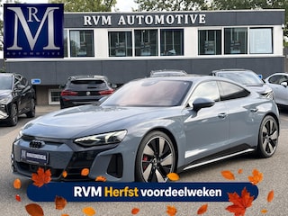 Audi e-tron GT GT 93 kWh 4WD VAN: 56.900,- VOOR: 53.877,- UW HERSTVOORDEEL: 3.023,- EURO | CARBON PAKKET | STOEL VENTILATIE EN VERWARMING | PANORAMDAK | B&O GELUID | HEAD UP | LUCHTVERING ETC .