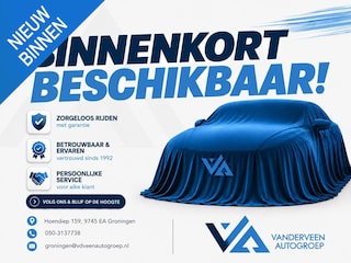 Mercedes-Benz GLB 180 Business Solution AMG | Incl. 12 maanden Garantie | 1e Eigenaar | Stoelverwarming | Elektrische kofferbakklep | Achteruitrijcamera | Keyless start | Sfeerverlichting | Cruise controle | Lane assist | Climate controle | DAB | Leder/alcantara bekleding | Navigatie | Schakelflippers aan stuurwiel | Origineel NL auto |