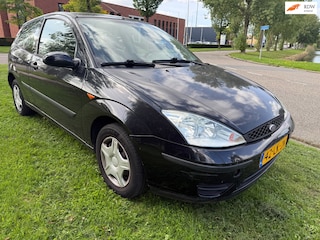 Ford Focus 1.4-16V Cool Edition