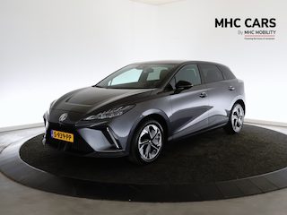 MG 4 Electric Luxury 64 kWh | ACC | Carplay | PDC | 12 maanden BOVAG |