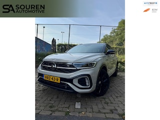 Volkswagen T-Roc 1.5 TSI / DSG automaat / R-LINE / IQ Light / Pano / Navi / Acc / Line / Keyles / CarPlay-Andriod auto