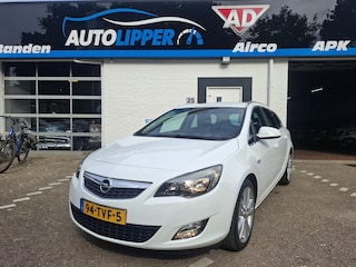 Opel Astra Sports Tourer 1.4 Turbo Sport /Nieuwe apk bij aflevering/Navigatie/Trekhaak/parrot