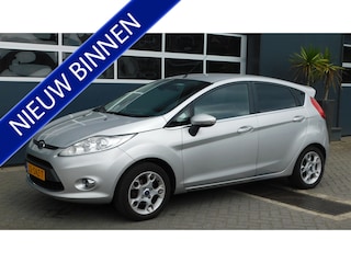 Ford Fiesta 1.4 Titanium LPG leren bekleding, bijzonder mooie auto!