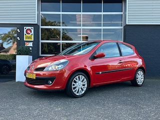 Renault Clio 1.6-16V Privilège, Airco, Radio, 3drs, APK, NAP