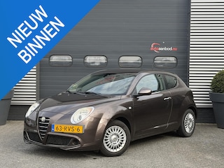 Alfa Romeo Mito 1.3 JTDm ECO Essential | Cilmate Control | Lichtmetalen Velgen | Parkeersensoren | Trekhaak |