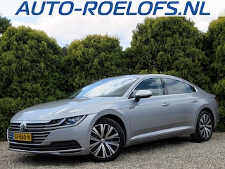 Volkswagen Arteon 1.5 TSI Elegance * Navi * Trekhaak *